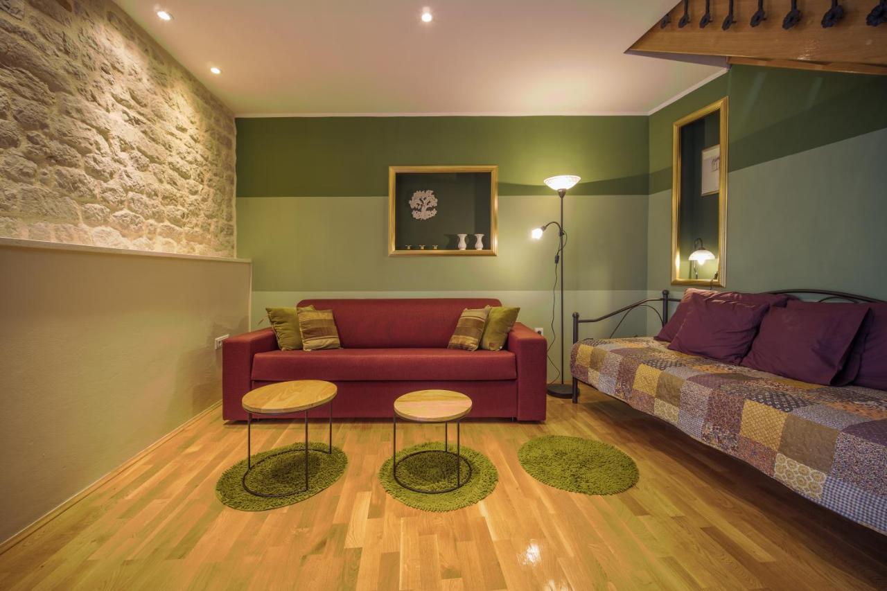 Olive Grove Of Sibenik - Apartment With Gallery Bagian luar foto