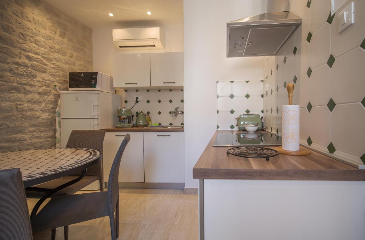 Olive Grove Of Sibenik - Apartment With Gallery Bagian luar foto